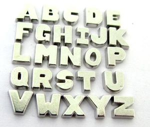 Groothandel 260 stks / partij Zilverkleur Effen Alfabet Letter A - Z Drijvende medaillon Charms Kralen Fit voor DIY Glas Living Memory Medaillon