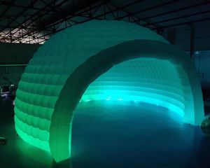 wholesale La grande maison d'événement gonflable extérieure d'igloo de 26 pieds de diamètre utilise une tente gonflable de dôme de tissu d'Oxford avec la lumière changeante de LED pour des événements de fête