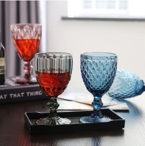Groothandel! 300 ml wijnglazen gekleurde glazen beker met stengel vintage patroon reliëf romantische drinkware voor feest bruiloft B0035