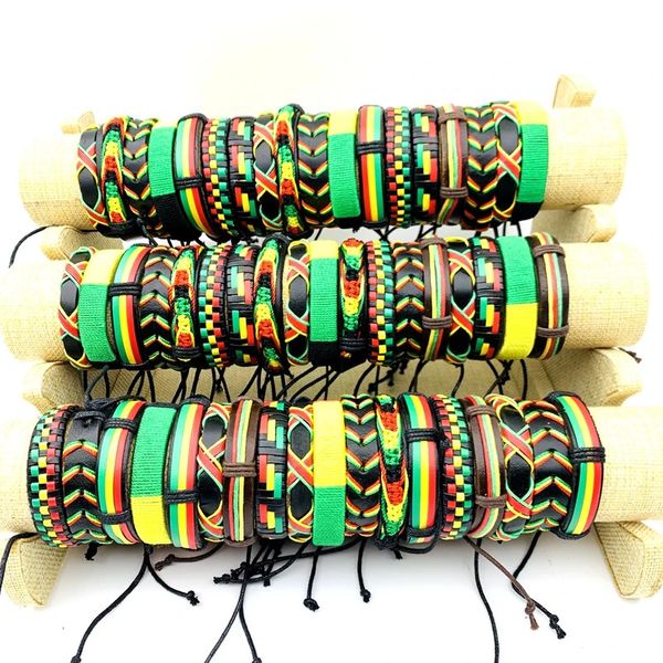 Bracelets en cuir faits à la main, 3050100 pièces, Bob Rasta jamaïque, manchette à la mode, bijoux cadeau de fête, mélange rouge jaune vert, vente en gros, 240110