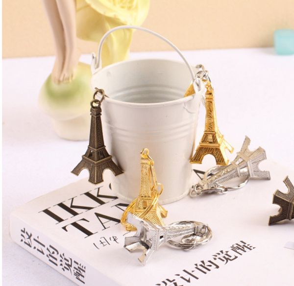 Vente en gros - 30PC Torre Eiffel Tower Keychain Key Souvenirs, Paris Tour Eiffel Keychain Cadeaux de mariage rustiques pour invités Centres de mariage