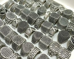 Groothandel 30 stks Stijlen Top Mix ringen sieraden Men Women Party Favor Biker Rings sieraden legering zilveren plaat