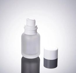Groothandel 50 ML Frost Glas Cosmetische Flessen Lotion Flessen 50CC Glazen drukfles witte dop Lege Fles SN905 ZZ