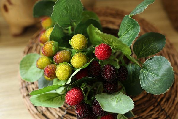 En gros 50pcs / lot livraison gratuite Fruits artificiels Faux Légumes Bacca petite Berry Fleurs Pour La Décoration De Mariage Scrapbooking Décoratif