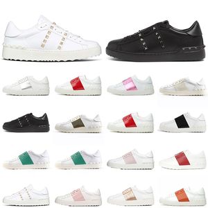 2022 Nouveaux Spikes Robe Casual Chaussures 2022 Hommes Femmes Entraîneurs en cuir Blanc Noir Rouge Rivet Chaussures Ouvert Low Sports Fashion Designer Baskets Taille 35-46