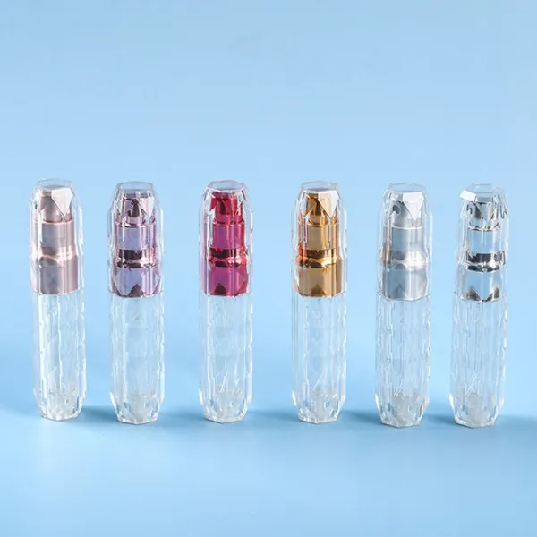 Vente en gros 5 ml vide bouteille de parfum bas remplissage bouteilles en plastique de pulvérisation de forme de diamant de cristal d'huile essentielle