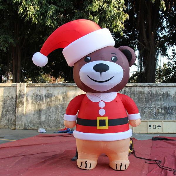 wholesale 6 mH (20 pieds) avec ventilateur mignon ours en peluche gonflable géant marron de Noël avec chapeau rouge pour la décoration publicitaire de vacances