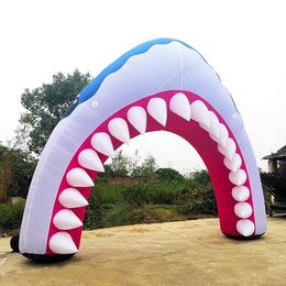 wholesale Arche gonflable faite sur commande de bouche de requin d'activité extérieure de 6mWx5mH (20x16.5ft) avec l'arche animale de ventilateur pour la publicité d'événement d'océan