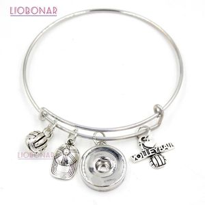 Groothandel Verstelbare Bangle Verwisselbare Snap Sieraden Sport Ik hou van Volleybal Drukknoop Armband voor Sport Volleybal Fans cadeau