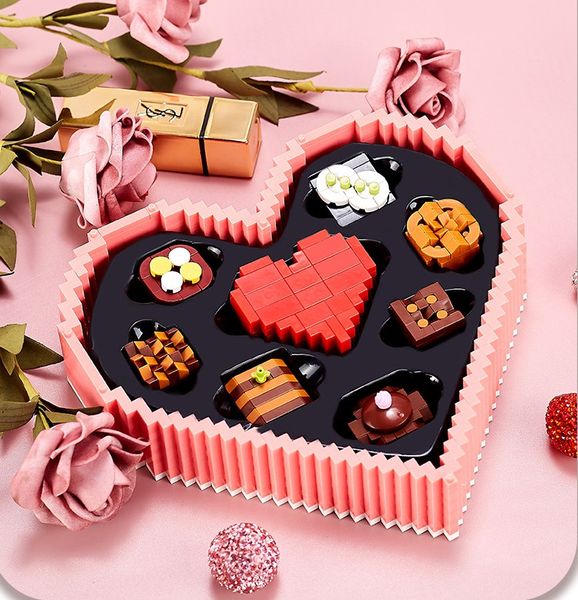 wholesale Jouets pour adultes Blocs de construction Fleurs Construire des ensembles de briques Ornement Amour Chocolat Rose Bouquet Bloc de construction Hommes et femmes Anniversaire 520 Cadeau de la Saint-Valentin