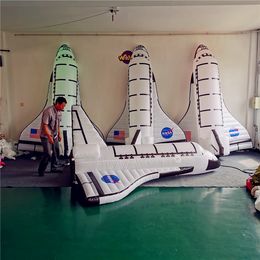Advertissement en gros Platables de 26 pieds de haut niveau gonflable Spacecraft navette publicitaire avec 7 véhicules spatiaux gonflables à 7 couleurs LED