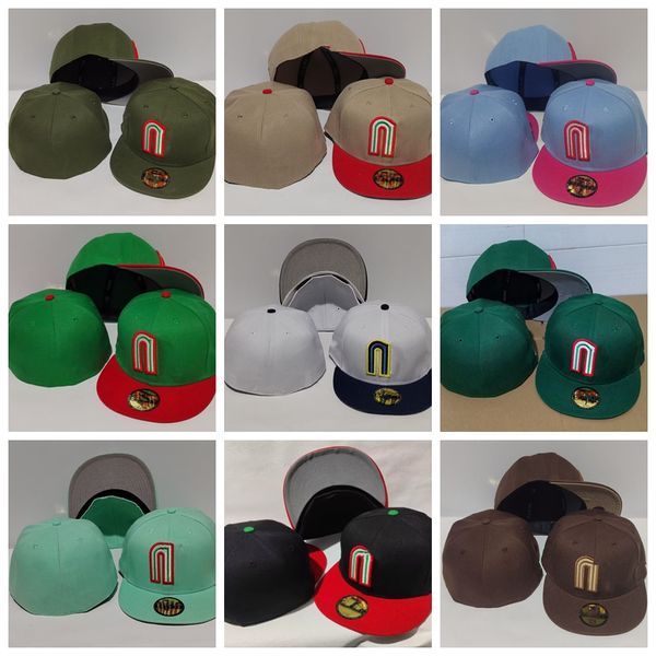 Vente en gros Amérique 15 équipes football baseball chapeau fans de basket-ball Snapbacks chapeaux Toutes les équipes équipées snapback Hip Hop Sports casquettes Mix Order mode 10000 modèles EUR 7-8