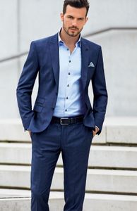 Vente en gros et au détail Peak Revers Bleu foncé Groom Tuxedos Hommes Costumes De Mariage De Bal Dîner Homme Blazer (Veste + Cravate + Ceinture + Pantalon)