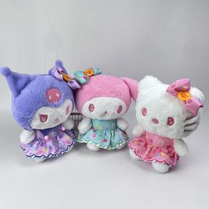 Groothandel anime Kuromi Melody paars roze en witte rok knuffels kinderspellen speelkameraadje bedrijfsactiviteit geschenk kamer decoratie