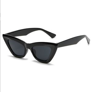Groothandel sfeer Cat Eye zonnebril dames zwart wit rood zonnebril groot frame bril voor dames