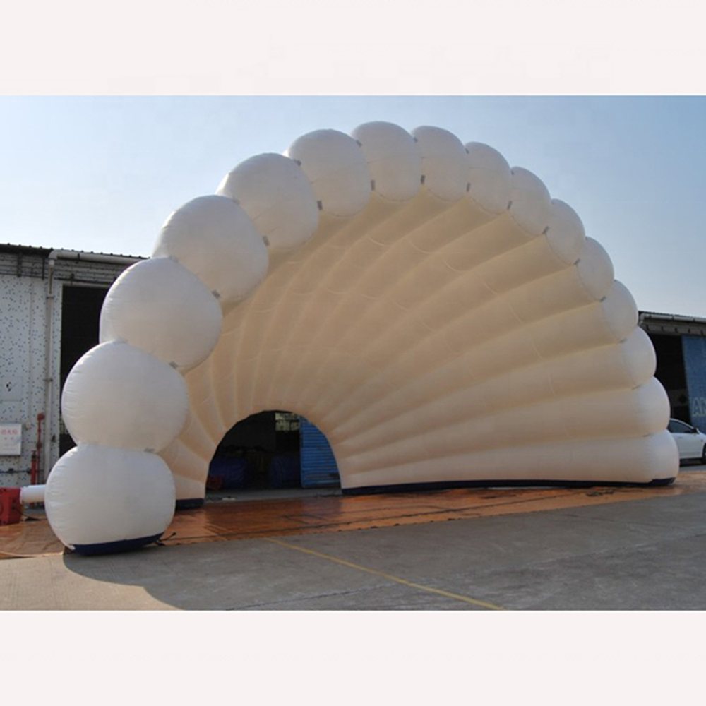 wholesale Atractiva carpa inflable con cúpula de iglú gigante de 6/8 m de ancho con LED y soplador para fiestas o eventos al aire libre