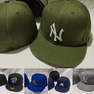 Venta al por mayor Gorra de béisbol Equipo Sombreros equipados para hombres y mujeres Gorras de baloncesto ajustables Deportes al aire libre Hip Hop Gorros de pescador Gorra de malla tamaño 7- 8