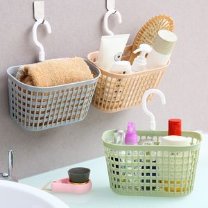 Vente en gros salle de bains rotatif simple crochet panier suspendu panier de rangement en plastique rotin cuisine panier de rangement de bureau panier suspendu en plastique