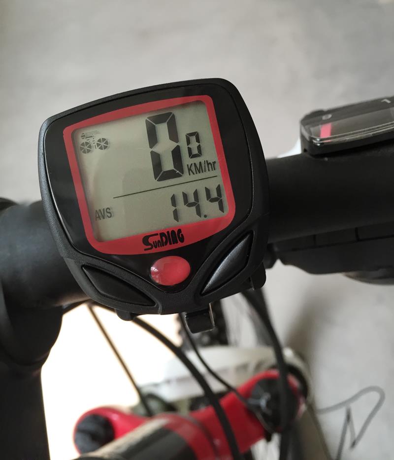 Wholesale-Bicycle Computer Leisure 14-Functions Waterproof Cycling Odometer Speedometer With LCD Display Bike Computers MBI-67