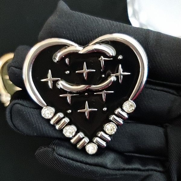 Broche de cristal noir en gros 18 km Brooches de créateur de marques Brandage Broche pour femmes en ruine de joaille en raming bijoux de perles époux de la fête