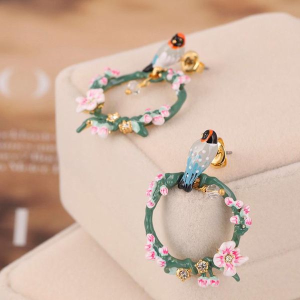 Wholesale-marque fleurs de cerisiers Boucles d'oreilles pour femmes de qualité supérieure cercle floraux goujons d'oreilles en gros