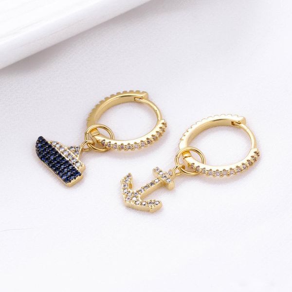 Gros-Brand Design Cubic Zirconia Boucles d'oreilles pour les femmes Mode Anchor Cruises Oreille Goujons De Luxe Asymétrie Boucle D'oreille Bijoux