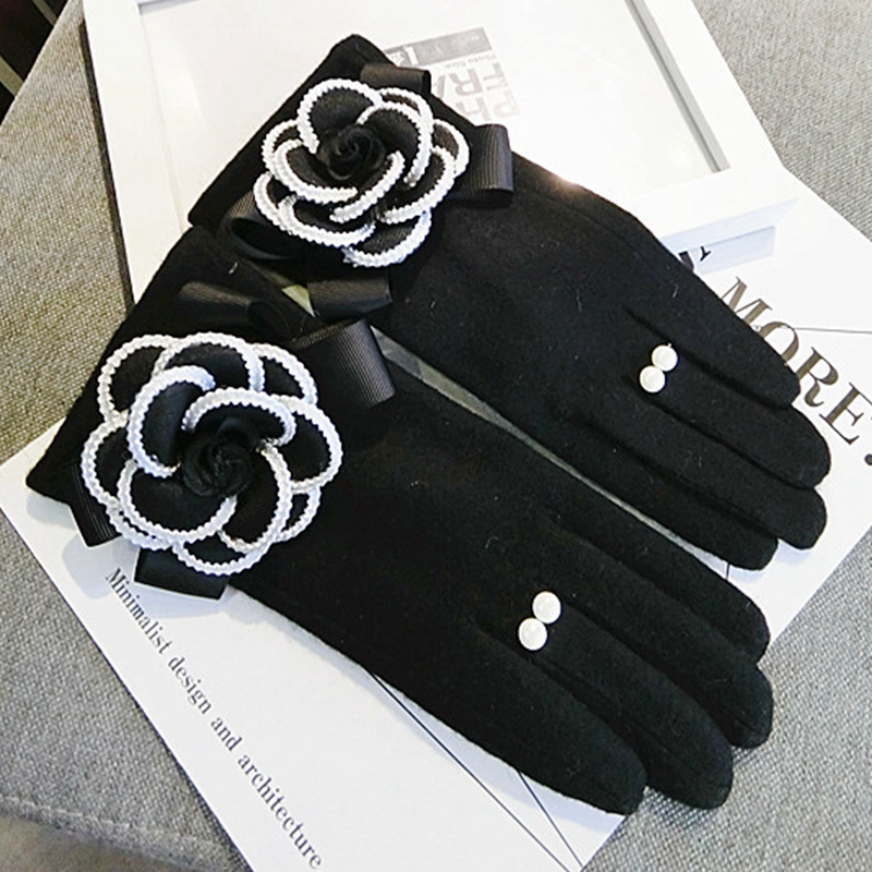 Wholesale- lovs Winter Women Gloves For Touch Screen Cashmere Mittens Female Big Flower Warm Wool Gloves Women Driving Gloves