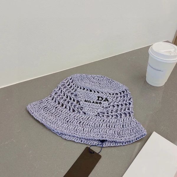 Venta al por mayor sombrero de cubo sombrero de paja de verano hecho a mano con letras bordadas adecuado para viajes de playa de verano hermoso