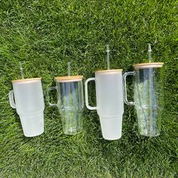 En vrac en gros haut borosilicate réutilisable 30oz 40oz tasse en verre gelé sublimatisable avec couvercle de bambou adapté au vinyle prêt à expédier 24pcs / boîtier