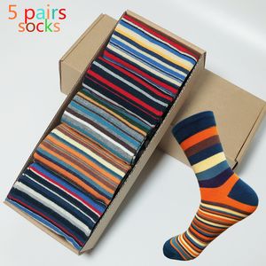 Chaussettes décontractées à rayures chromatiques pour hommes, cinq paires de chaussettes pour hommes avec vêtements Design, Style de styliste en coton, sans boîte