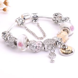 Bracelet plaqué argent en alliage de perles de gros-breloque Convient aux bijoux de bracelet en forme de coeur de style Pandora