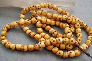 LIVRAISON GRATUITE + Vente en gros pas cher Classic 108 Skull Beads Bud ist Prayer Mala Collier