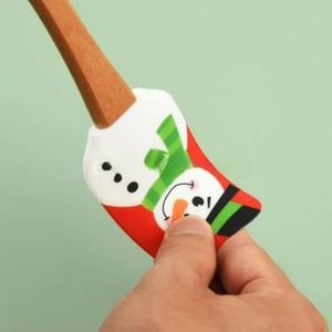 En gros Outils De Gâteau De Noël Manche En Bois Cuisine Fondant Crème Spatule Silicone Beurre Grattoir Cuisine Outil De Cuisson sortie d'usine