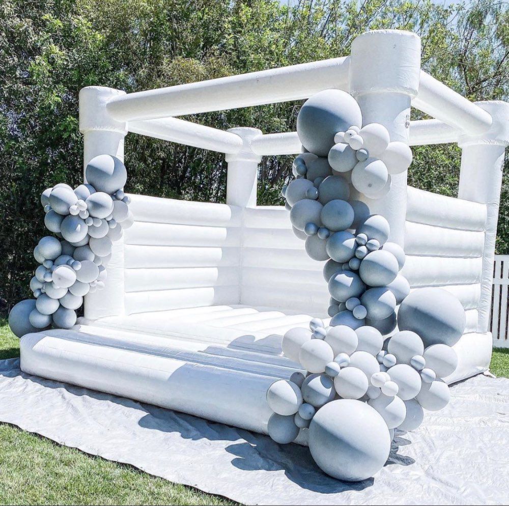 wholesale Commercial Most popular White Bounce House PVC Inflatable wedding Bouncy Castle /Jumping Bed/Bouncer With Air Blower For party and events free air ship