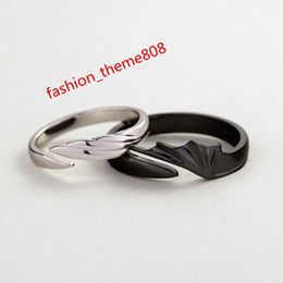 Groothandel paar sieraden angel demon vleugelliefhebber ring zwart -witte vleugels voor mannen vrouwen mode carving verstelbaar