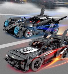 Vente en gros de voiture jouet modèle de voiture personnalisé jeu de voiture noir Auto Spielzeug modèle Kit limousines automobile Dark Knight Run voiture jouet pour enfant caisson de basses voiture bloc de construction modèle de voiture jouet