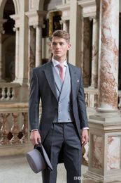 Groothandel - Custom Design Paited Revers Dark Grey Tailcoat Heren Party GroomsMen Past in Wedding Tuxedos (jas + broek + Tie + vest) Nee; 303