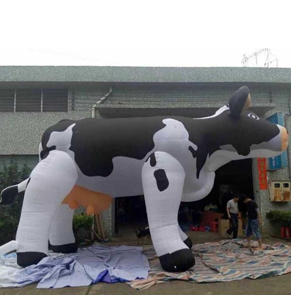 En gros sur mesure 7 ml 23 pieds avec souffleur géant gonflable vache à lait publicité bovins gonflables animaux pour événements décor