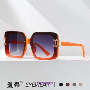 Groothandel Designer H Home zonnebrillen te koop Nieuwe zonnebril Home Fashion Koreaanse editie Bril Street Shoot Groot frame Gepersonaliseerde N met geschenkdoos