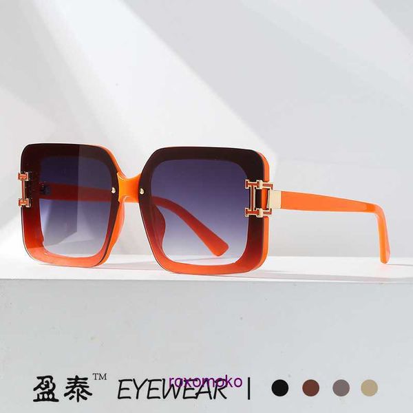 Vente en gros Designer H Home lunettes de soleil à vendre Nouvelles lunettes de soleil Home Fashion Édition coréenne Lunettes Street Shoot Grand cadre personnalisé N avec boîte-cadeau