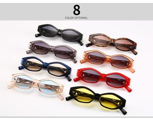 Gros-designer moderne rétro oeil de chat jambes miroir lunettes de soleil de luxe hommes femmes mode européenne et américaine lunettes de soleil de tir de rue
