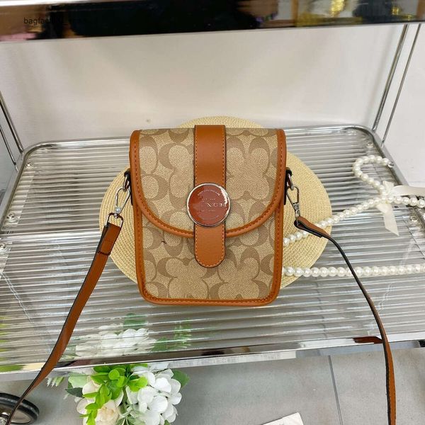 Gros Designer Nouveaux sacs à main 50% de réduction Ole Lonnie Vertical Flip Femmes Sac Classique Vieille Fleur Simple Épaule Messenger Sac Couple Mobile