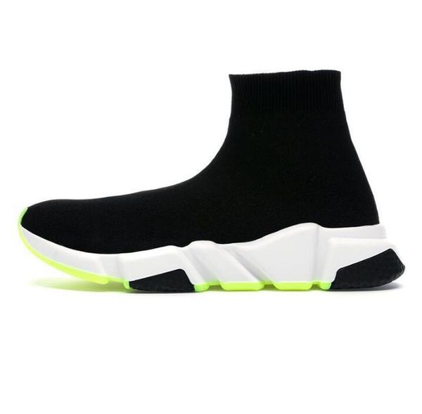 Chaussures de chaussettes de créateurs en gros tricot à tricot homme femme bottes de chaussettes coureuses hautes plate-forme noire blanc rouge slip sur triple s doux Sneake décontracté