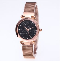 Venta al por mayor Diamond Starry Sky Hermoso reloj de cuarzo para mujer Relojes para mujer Fahsion Mujer Casual Relojes de pulsera de oro rosa
