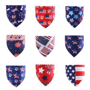 wholesale Vêtements pour chiens Serviette de salive pour animaux de compagnie Écharpe triangulaire drapeau américain Jour de l'Indépendance pour chiens et chats