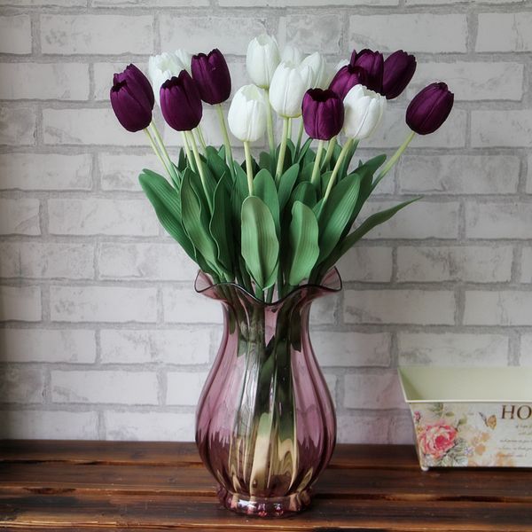Wholesale-explosion modèles usine directe single tulipes fausses fleurs fleurs de soie fleurs artificielles plantes commerciales en gros