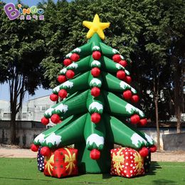 wholesale Le prix usine 10 mH (33 pieds) avec un arbre de Noël géant gonflable avec des coffrets cadeaux fait exploser des arbres de plantes artificielles pour la décoration d'événements de fête en plein air