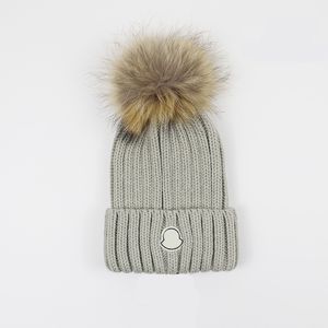 wholesale Diseñador de moda MONCLiR otoño e invierno nuevo gorro de lana tejido gorro de punto de lujo sitio web oficial versión 1:1 artesanal