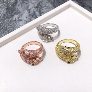 Bijoux léopard en gros de la mode pour les femmes en or rose en cuivre en cuivre / anneau en cristal doré 18 carats