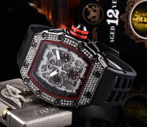 Groothandel mode heren luxe horloges alle wijzerplaat werkchronograaf diamanten bezel iced out designer horloges quartz beweging sport horloges